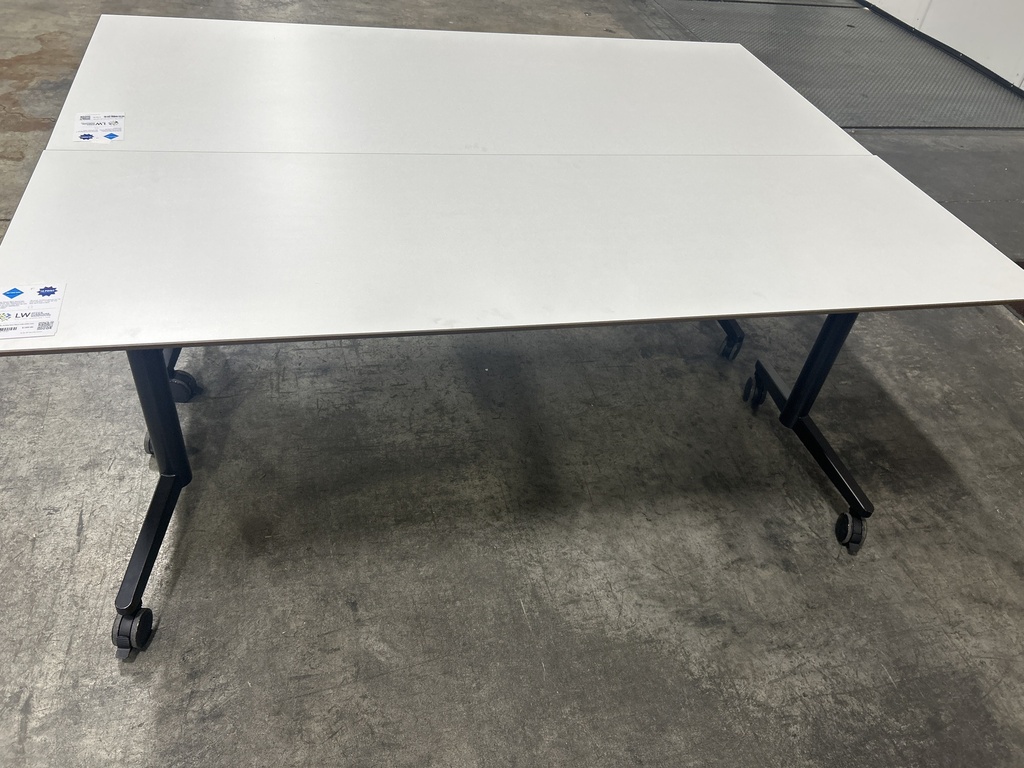 Training table nesting base black with white tops 24x72 