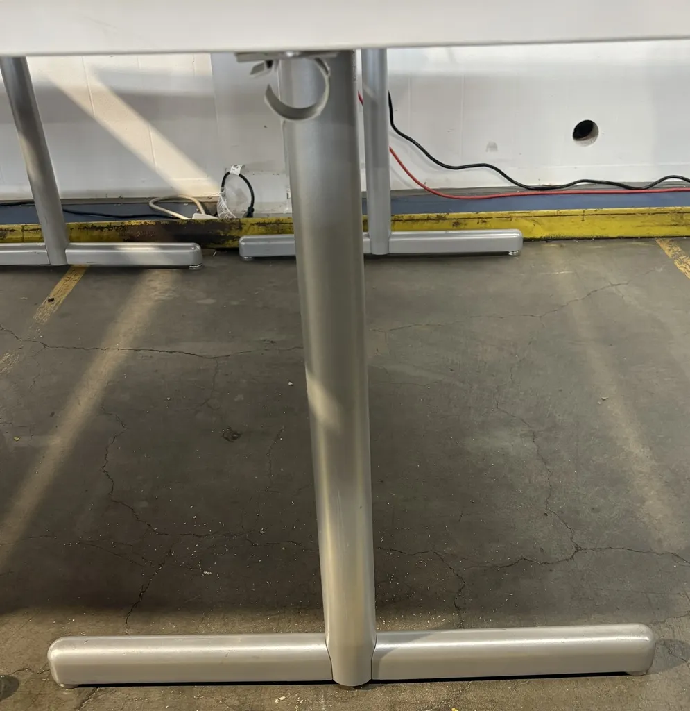 LW Silver T-bases 28" wide (pair)