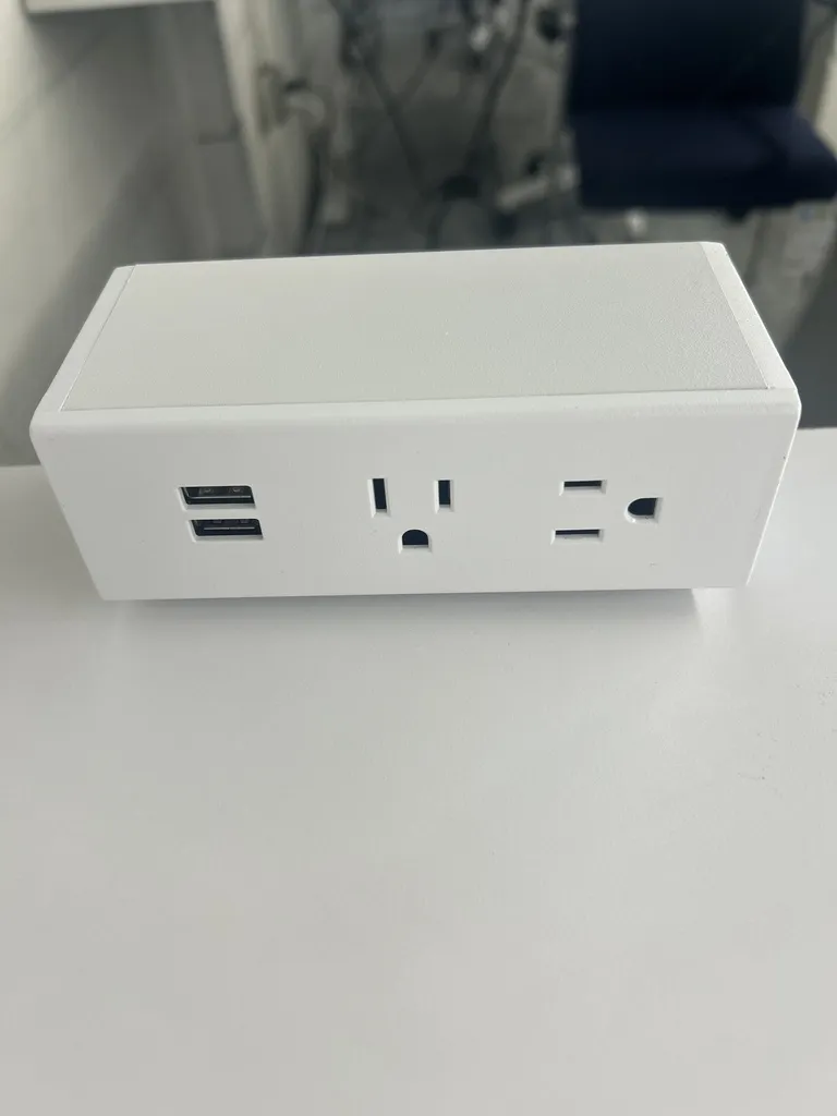 STEELCASE DESKTOP POWER UNIT — 2 Power Outlets + 2 USB Charging Ports - White