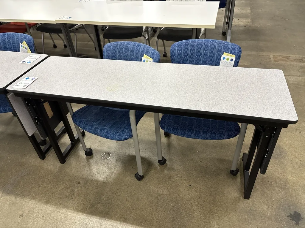 18" X 60" Multipurpose / Training Table, Lt Grey, Black, folding legs