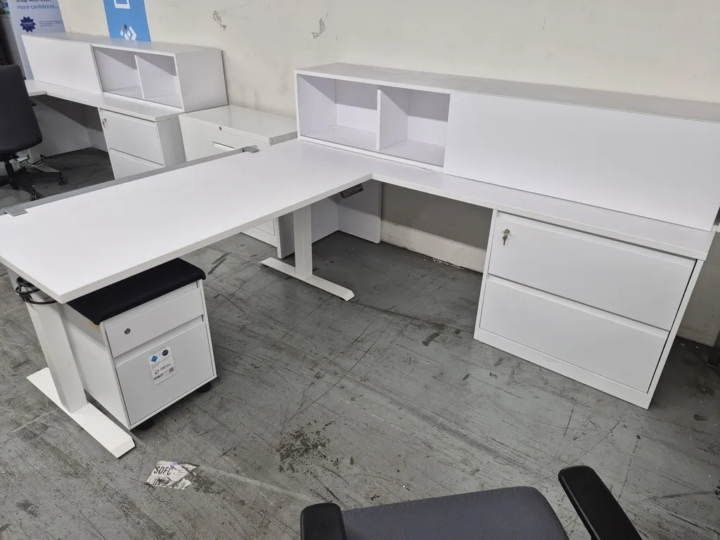 Steelcase L-Shaped Executive Workstation- RH – 59" Sit Stand Desk + 84" Credenza - White   