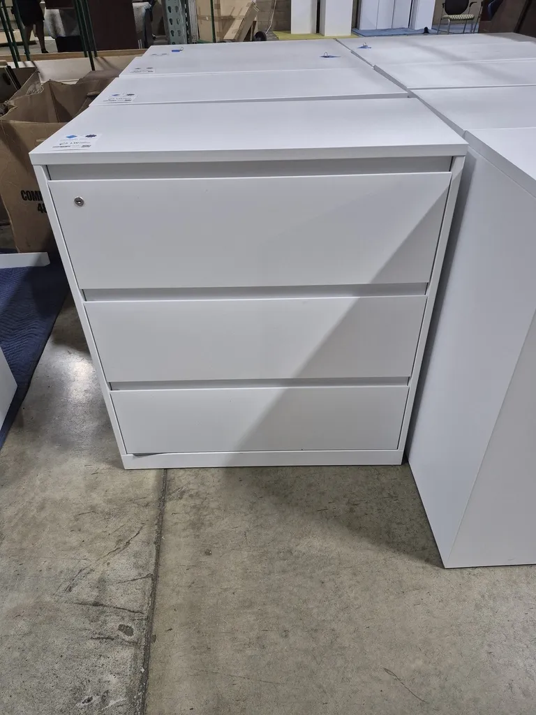 Steelcase 36" 3 Drawer Lateral Cabinet - White 