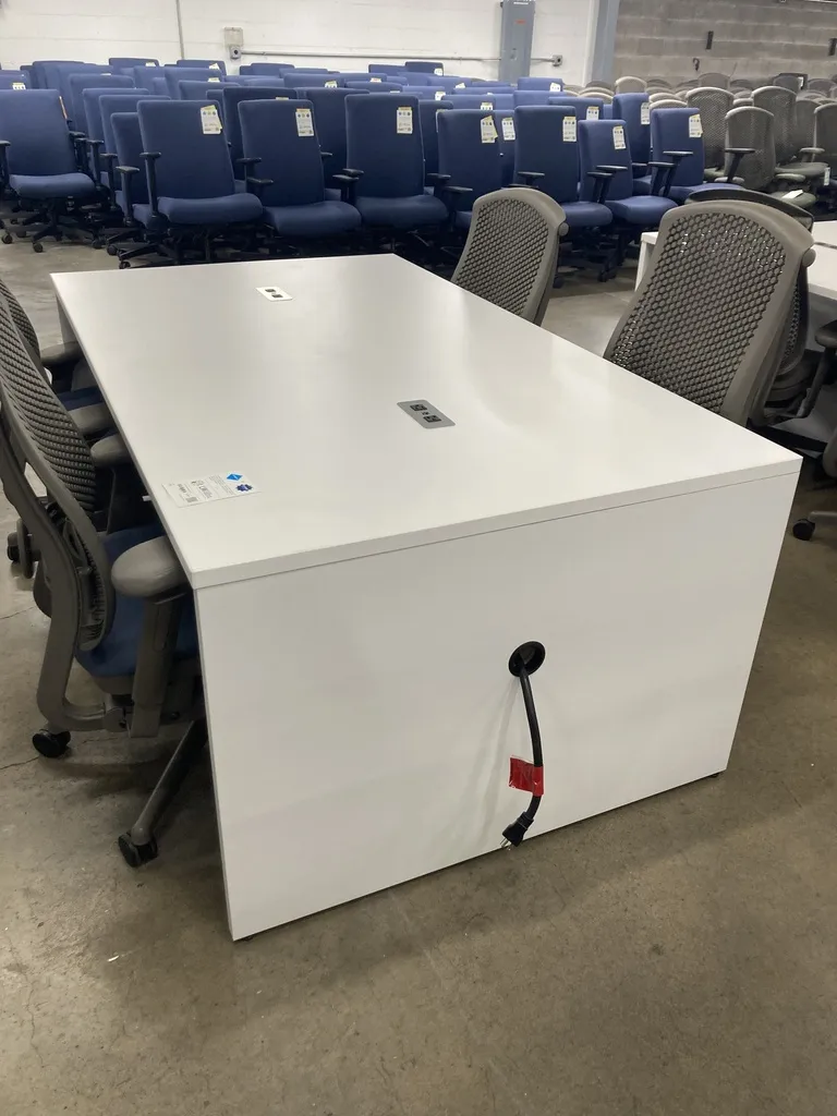 42"X 72" Powered Huddle Table 