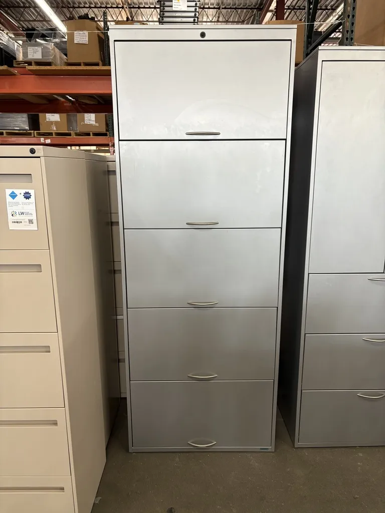 Storage Cabinet/ Lat, Receding doors, Silver, 36" x 76" x 17"
