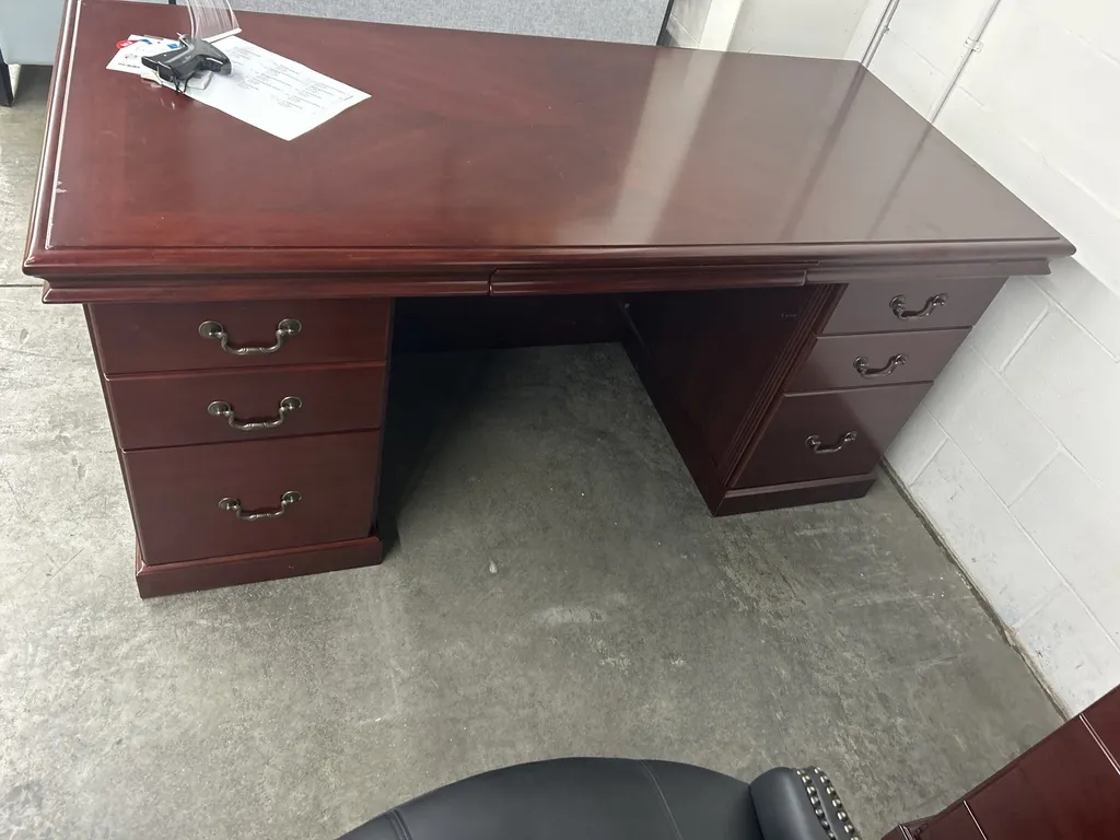 30x66 Dbl Ped Traditional Desk - Mahogany