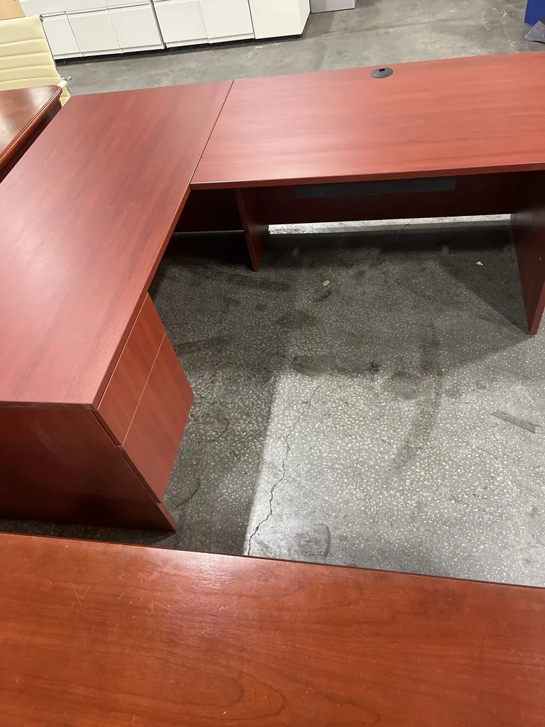 30x77 LaCasse Cherry L Desk LH Single Ped