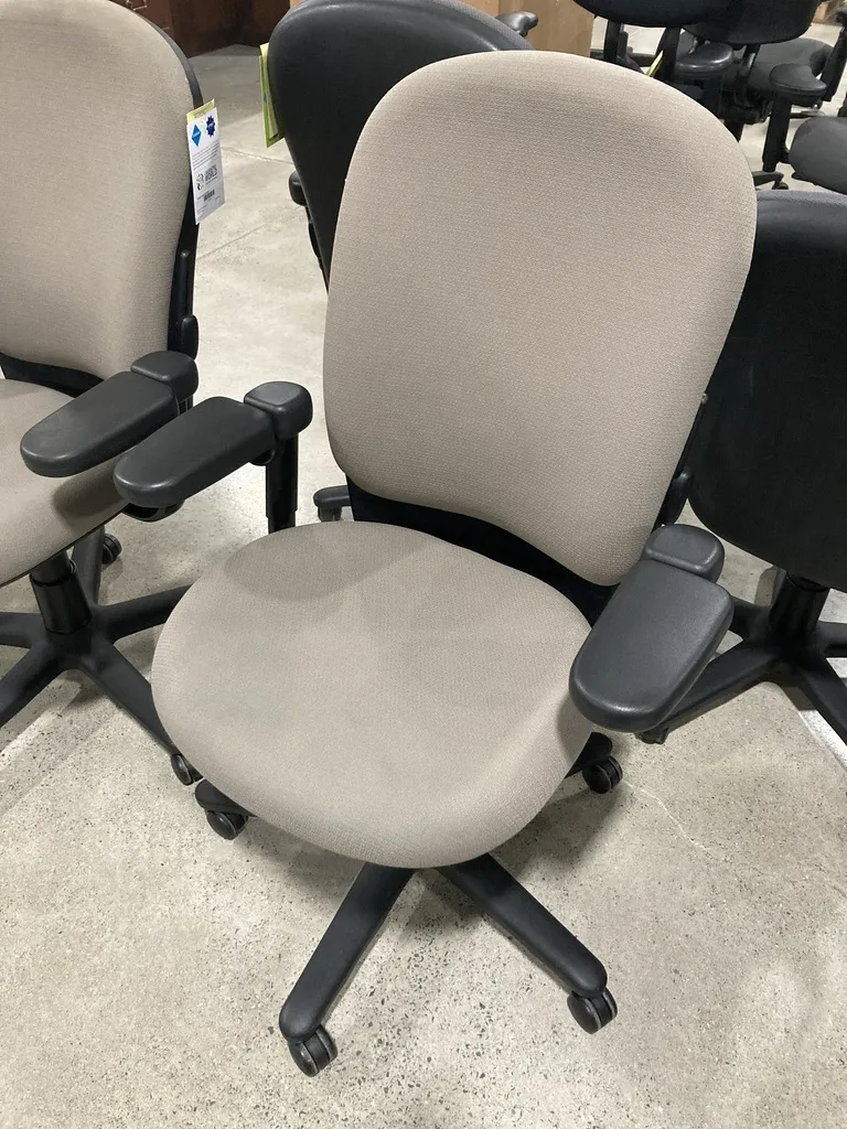 Steelcase Beige Drive chair with arms, black frame