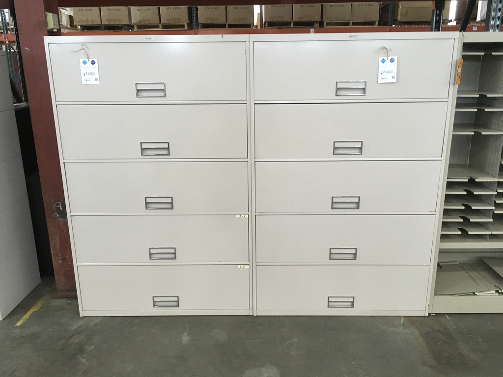 Steelcase 42"(5) Dr Lateral File Putty