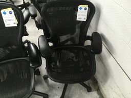 Herman Miller Aeron B size task chair