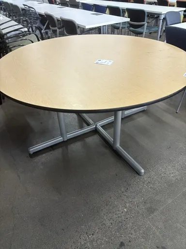 60" Round Table , Maple laminate, Std Height, Silver bases