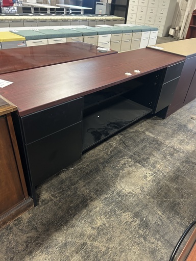 72" Dbl Ped Credenza- Black w/ Mah Top