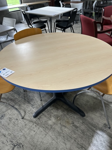48" Maple Round Table