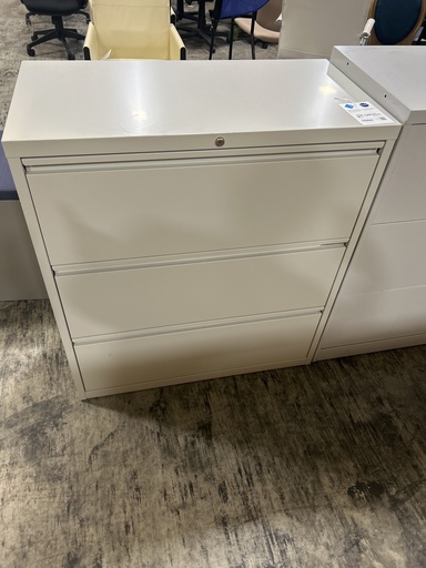 36" (3) Drawer Steelcase Lateral - Putty