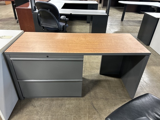 24x60 Oak Top Credenza w/Grey Metal Base w/Lat.