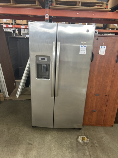GE Side by Side Refrigerator