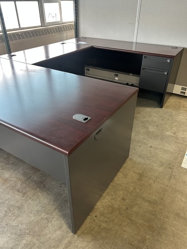 LH U-Group Mahogany Top Gray Metal Sides