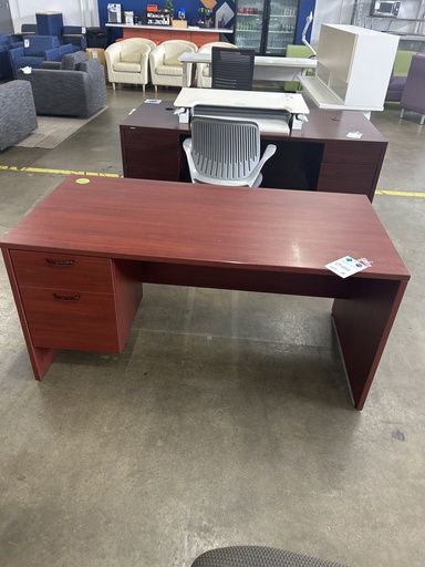 30x60 Sgl Ped Mahogany Desk