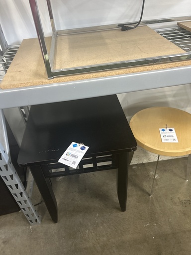 22x26 Mocha End Table