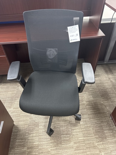 Beniia New Grovi Chair List $685