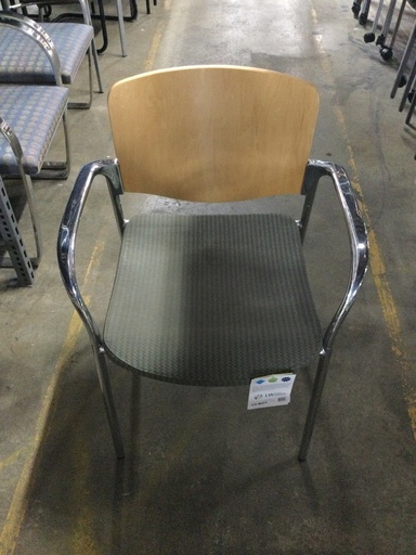 Side Chair Chrome arms/legs Blonde Back