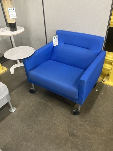 Lobby Chairs/Blue w/wheels