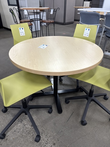 42" Table Blonde 