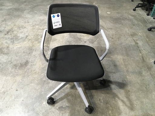 Steelcase Blk Seat and Back Mesh Grey Frame Conference Chair