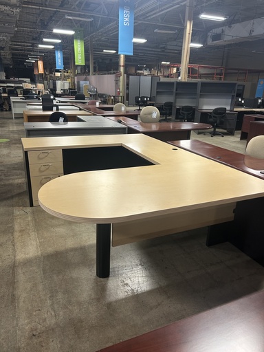 72" x 102" Hon LH U Shape D-Top w/BBF Pedestal - Black w/Blonde Top