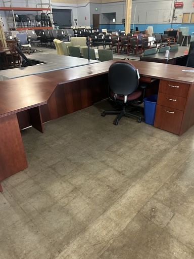 30x72 L Shape Bowfront w/BBF & Corner- Cherry