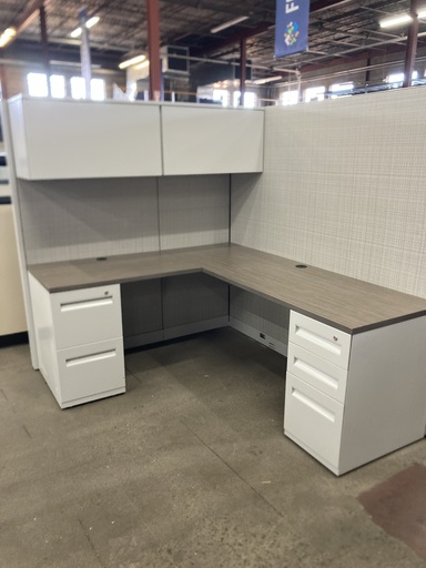 5x6 Steelcase Answer work station (BBF, FF, 60"Overhead Storage, Task Light)