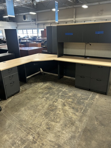 Steelcase Turnstone 77"x101" Corner Desk w/Hutch & BBF + 4 File - Light Oak/Gray 