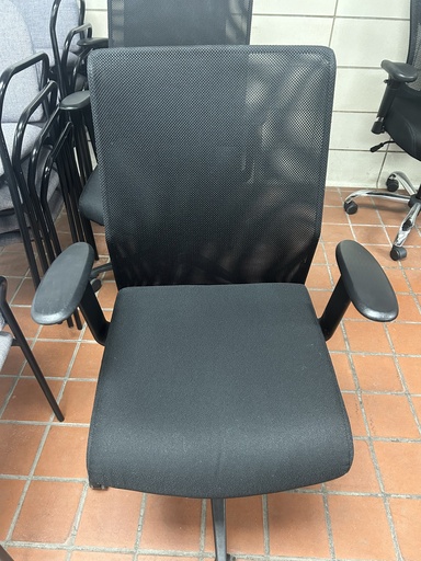 Mesh Back Task Chair - Black 
