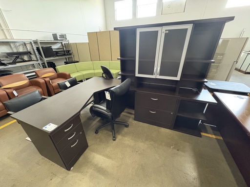 L-Desk RH 36x72 w/2 Drawer Lat & 3 drawer Ped & Hutch w/Accessories Pieces  Mocha