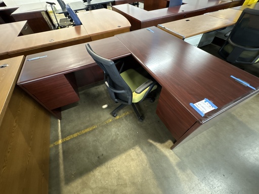 Hon 30x66 L-Desk DP (LH) Mahogany 10500 Series 