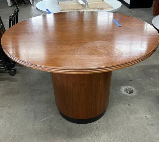  42" Table - Caramel maple veneer, and cylinder Base