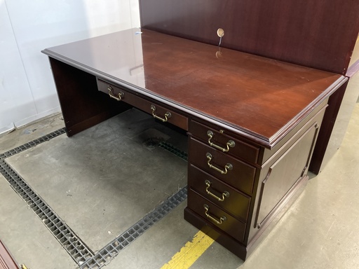 OFS sgl ped BBF 36”x72” traditional desk cherry 