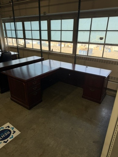 72x85 L-shaped Mahogany Hon National Desk