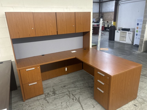 National L Shape Desk - LH DBL Ped, Light Cherry w/ hutch