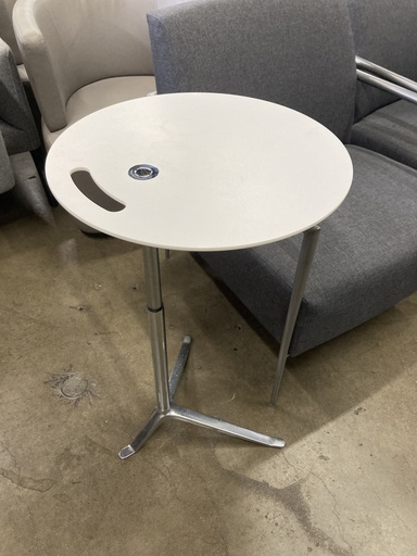 18" White Round Side Table, Chrome Base