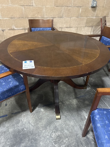 48" Mahogany Traditional Round Table w/ Gold Accent