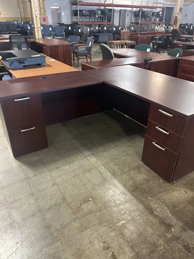 72x74 LH L Shape Desk / Dbl Full Ped - Mahogany 