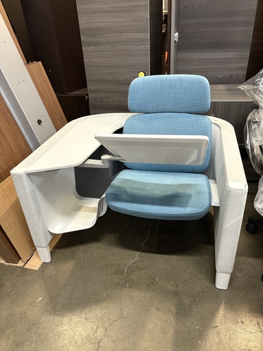 Steelcase Brody Study Pod, WITHOUT privacy screen, adj tablet arm