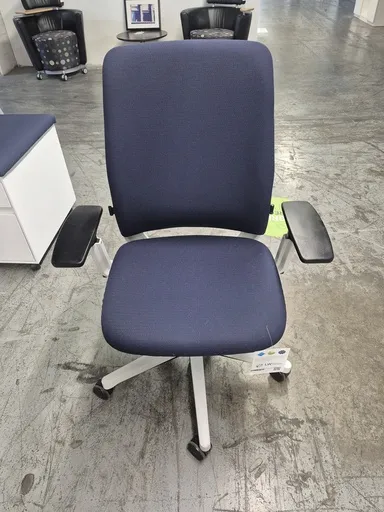 Steelcase Amia Ergonomic Task Chair – Navy/Seagull