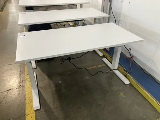 Steelcase - 29x59 White Sit Stand Desk w/ Standard Adjustment