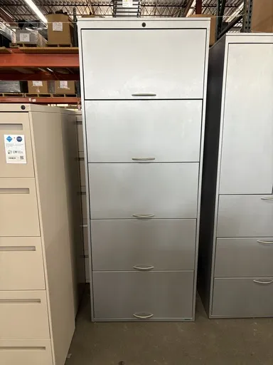 Storage Cabinet/ Lat, Receding doors, Silver, 36" x 76" x 17"