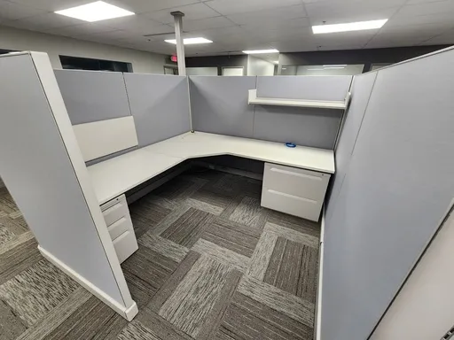 [oma] HM AO2 Workstation, 8'x8', Light blue fabric, Grey trim&storage, white tops, 1bbf, 1 2dr lat, 67"H Panels, no electric
